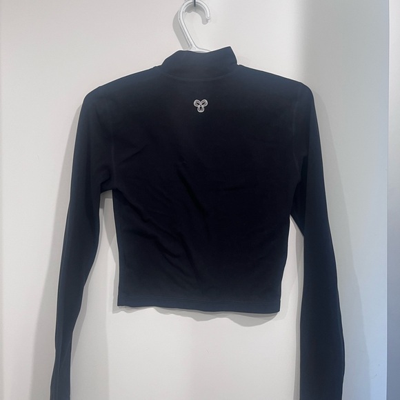 TNA cropped athletic jacket - Picture 2 of 2